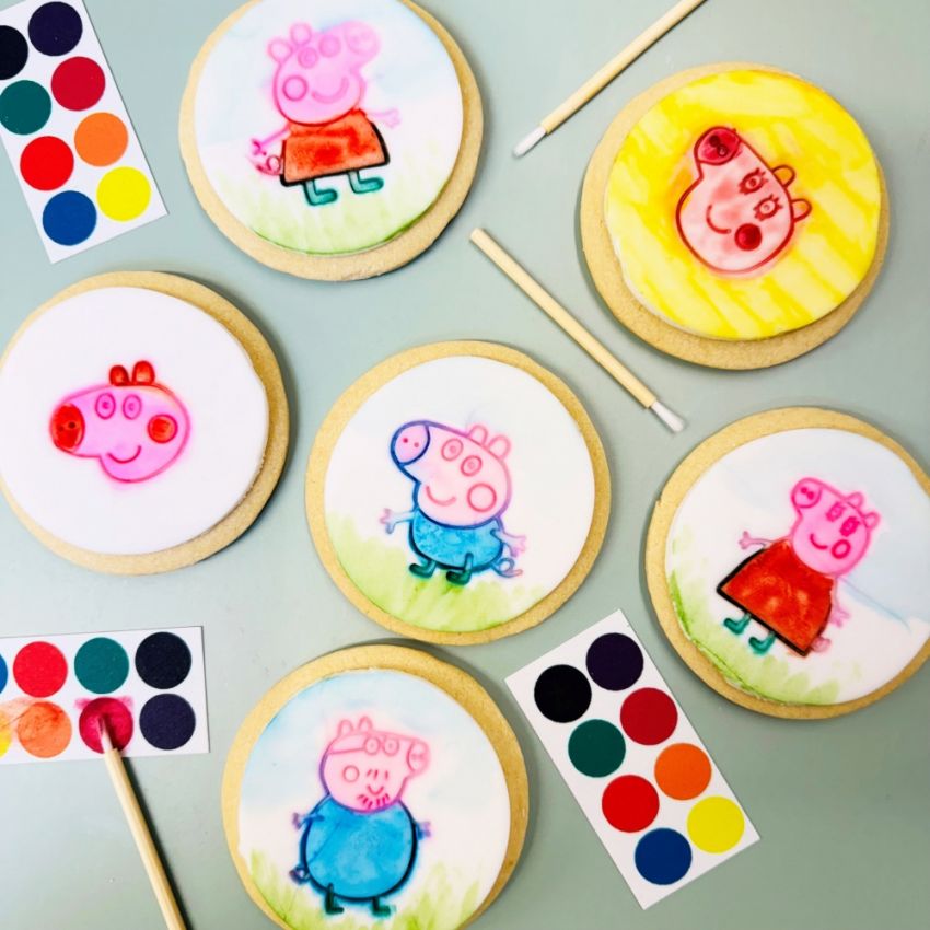 Paint Your Own Party Biscuits (Peppa Pig)